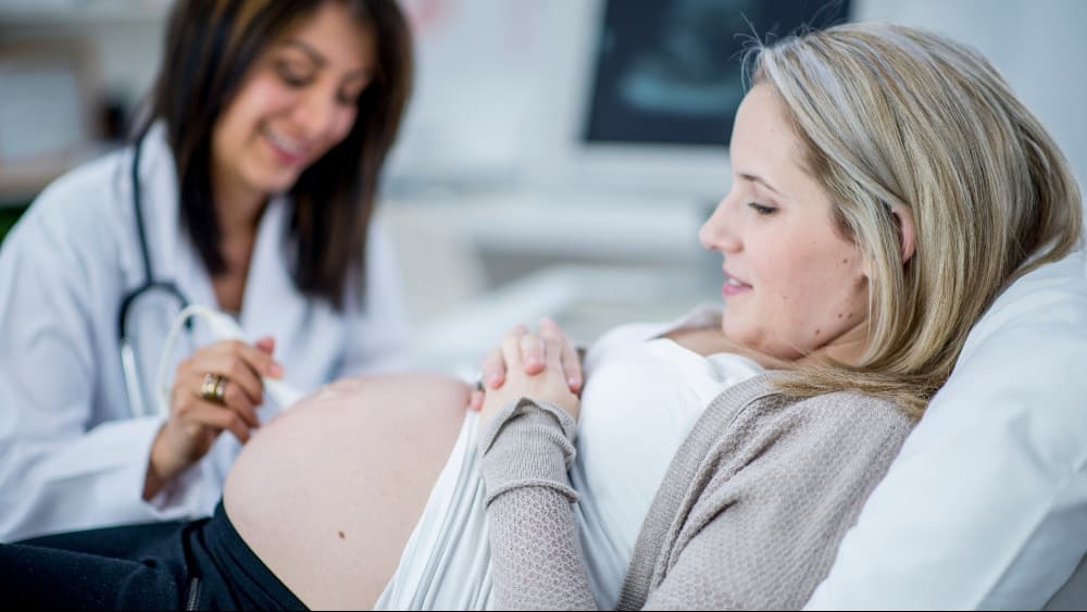 Vilka är IVF-behandlingsalternativen för kvinnor över 45?