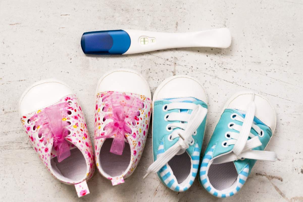 Vad ska man tänka på när man bestämmer mellan adoption och IVF